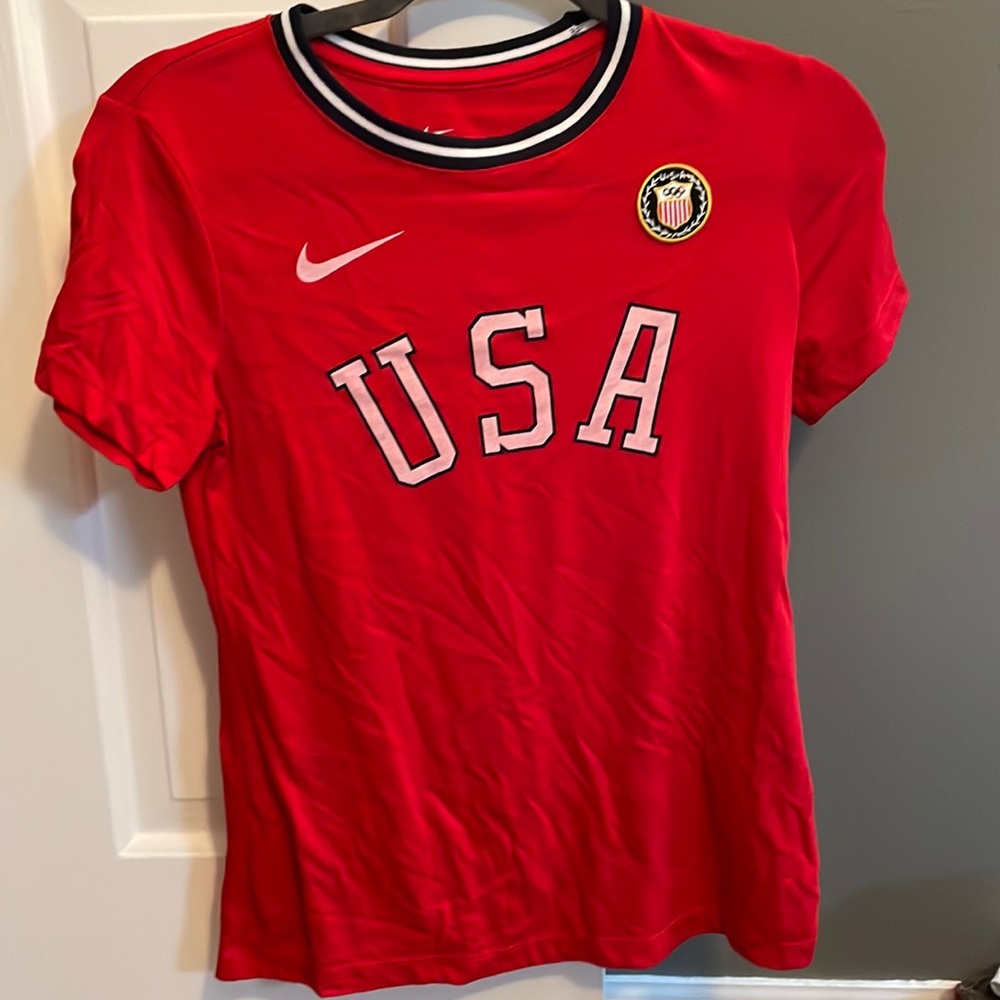 Nike USA women’s soccer shirt